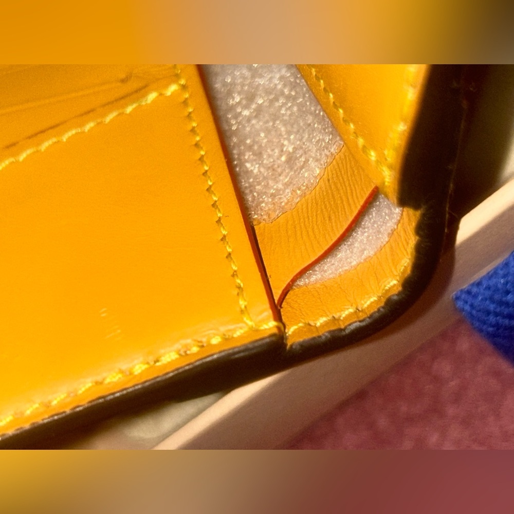 🔥 Louis Vuitton ‘Blurry’ Monogram Slim Wallet - Picture 9 of 16